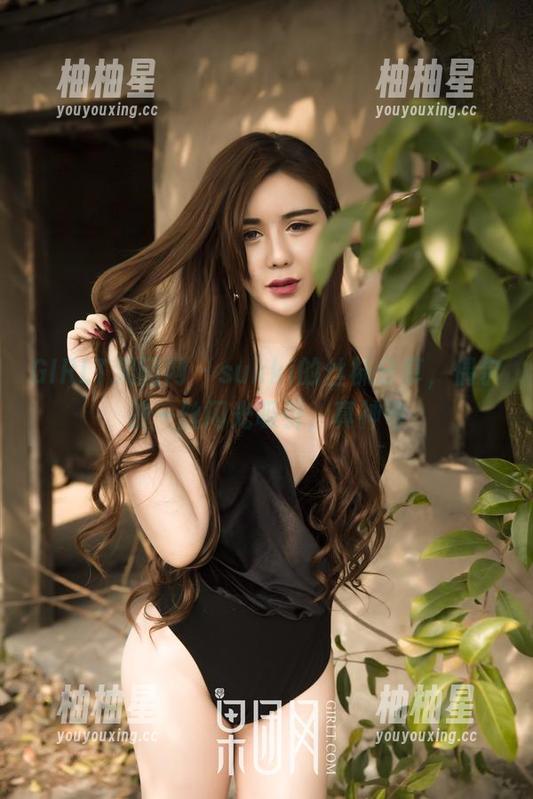GIRLT果团网-sukki GIRLT果团网 - sukki的丝袜分享,偶尔被一丝闪光吸引,真神奇