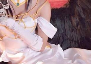 女王气场满满，HaneAme雨波图包给你不一样的视角！