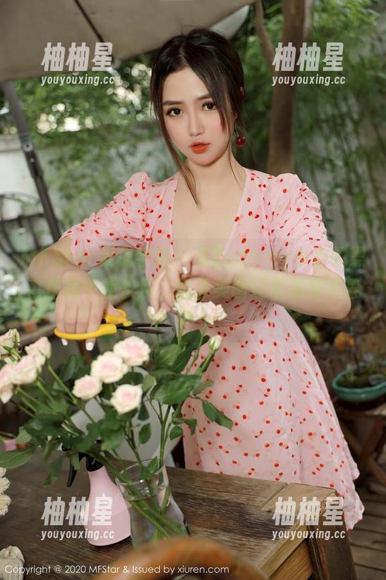 MFStar模范学院 - 从Dreamy小乔的黑白作品中找快乐，高清美图让你忍俊不禁！