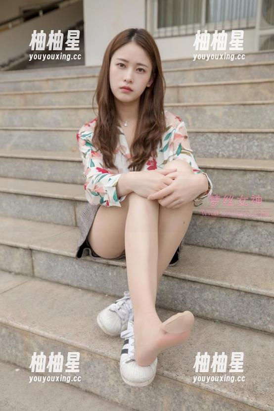 MSLASS梦丝女神 - 舒蕾的艺术空间：丝袜美腿，通过镜头疯狂点赞！