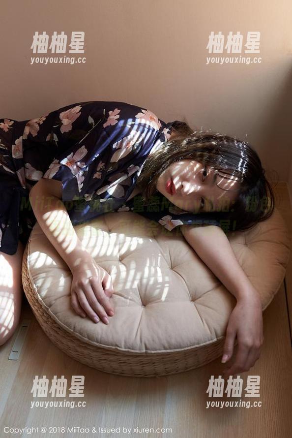 MiiTao蜜桃社-蜜蕊Mary MiiTao蜜桃社 - 蜜蕊Mary私拍:粉色里的甜蜜,可能会让你想舔屏!
