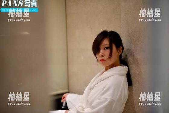 PANS-小甜甜 PANS - 小甜甜泳池图集,真希望这些水波能传递些啥…