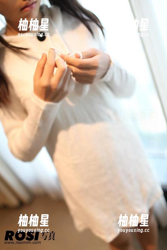 ROSI写真 ROSI的秘密,一张原图就能让你欲罢不能。