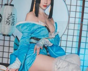 让紫式部也感到热的Rioko凉凉子，图包里藏着怎样的泳装诱惑？
