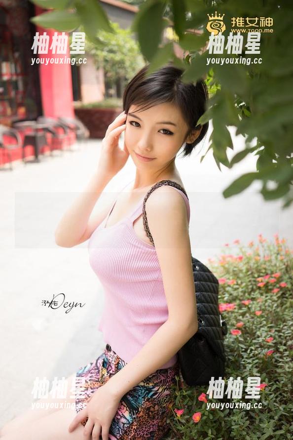 TGOD推女神-施忆佳 TGOD推女神 - 高清呈现:施忆佳的浴室之旅,谁不想去窥探一下呢?