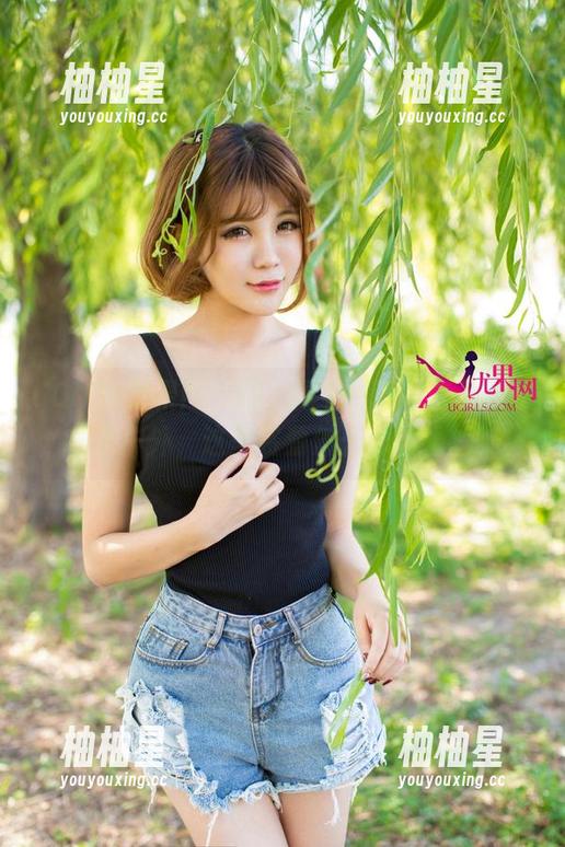 UGirls尤果网 - 嗨，欣杨Kitty来了：在线看户外，这些资源怎么都没看腻？
