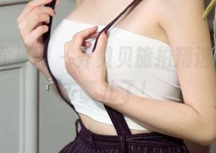 UGirls尤果网 – 齐贝贝旅拍精选，瞧她都去哪儿了！