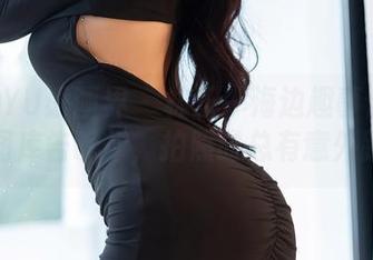 XIAOYU语画界 – 林乐一海边趣事合集：最新图库告诉你，拍照时总有意外路人！