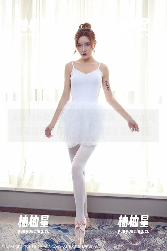 Xiuren秀人网-Carol周妍希 Xiuren秀人网 - 新来的美图,Carol周妍希的网袜表达了一种难以言喻的气氛