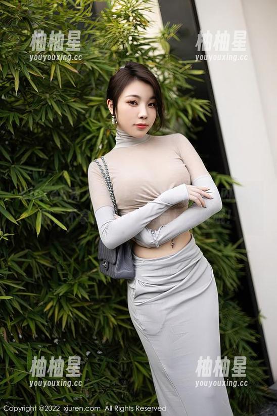 Xiuren秀人网-Egg尤妮丝 Xiuren秀人网 - Egg尤妮丝说:内裤福利,不拿白不拿!作品请签收哦!