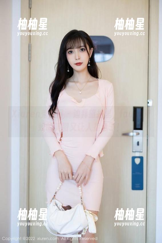 Xiuren秀人网-laura阿姣 Xiuren秀人网 - 迪拜旅拍里,laura阿姣的美图又让人捉急了!