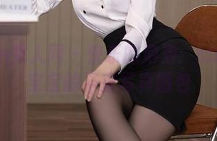 Xiuren秀人网 – 快乐的泡泡：summer宝宝的浴室写真图包