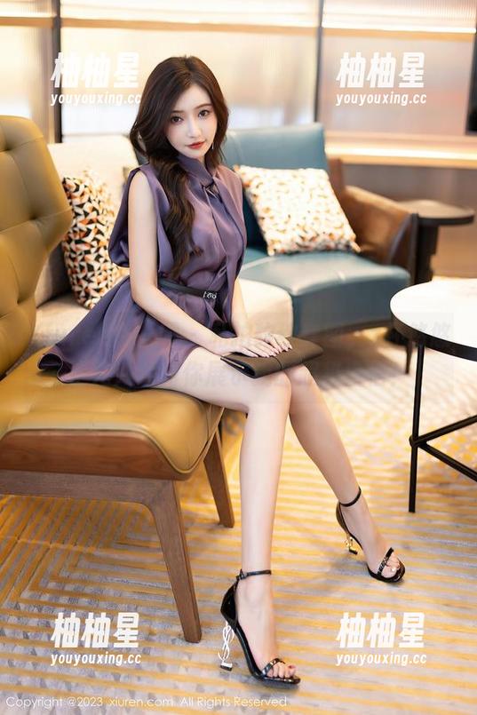 Xiuren秀人网-z杯悠悠 Xiuren秀人网 - 私拍豹纹套图,z杯悠悠正儿八经为你展示我的超级自信!