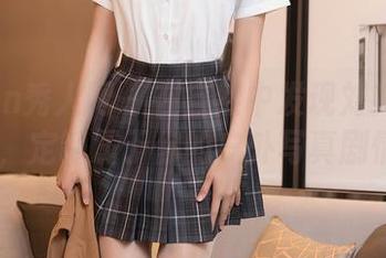 Xiuren秀人网 – 在自然中发现刘艾琳Allen，定制属于你的户外写真剧情！