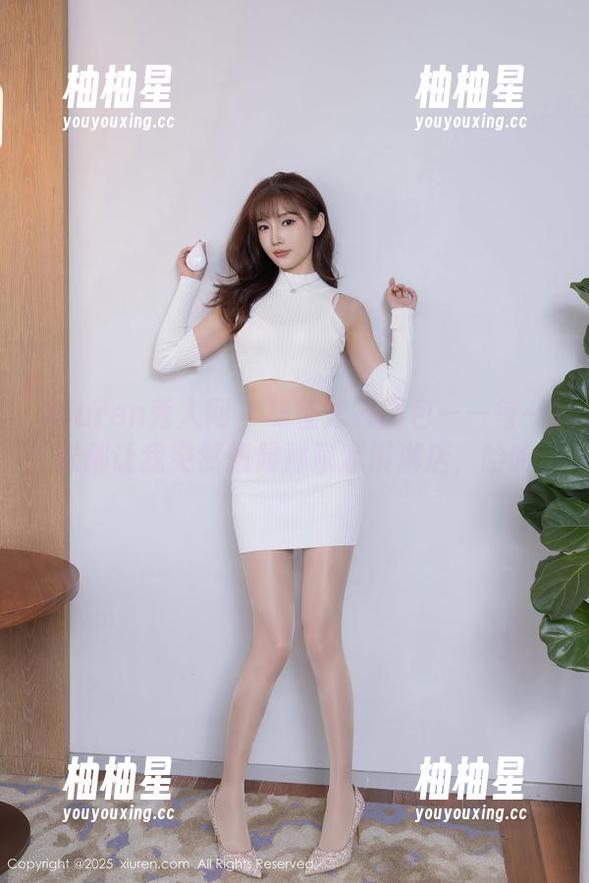 Xiuren秀人网-葛征 Xiuren秀人网 - 葛征泳衣图包——每一张都让我突然想起那家冰淇淋店,哈哈