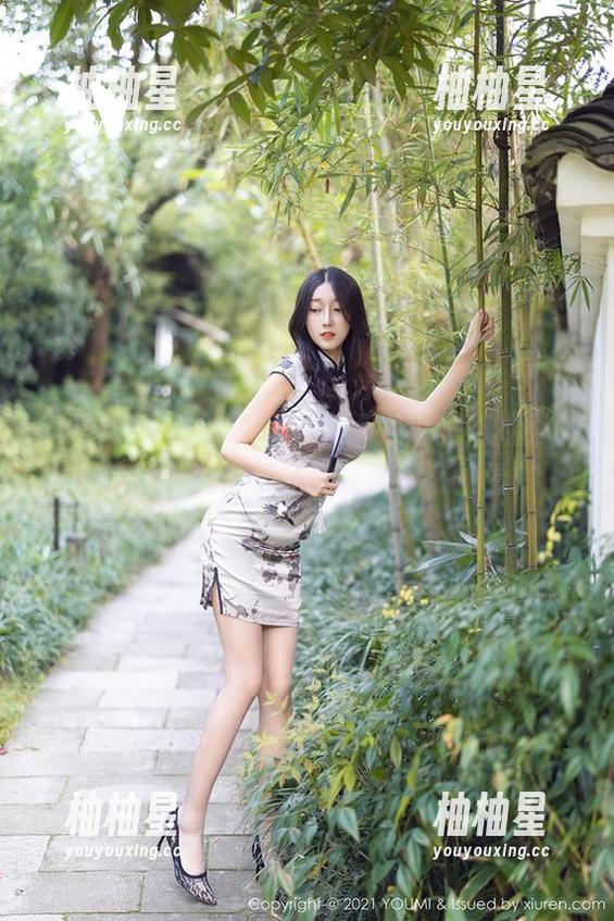 YouMi尤蜜荟 - Cris_卓娅祺学姐的更新一定有套路，别让她发现我在偷看！