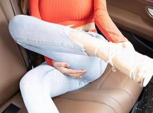 YouMi尤蜜荟 – 高清图包耶！Egg_尤妮丝Egg的女友，在我家门口转圈圈，它都能穿出特色风情！