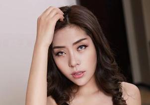 YouWu尤物馆 – 学姐你该出道了，宿舍角落的原图深藏FoxYini孟狐狸的灵感哦！