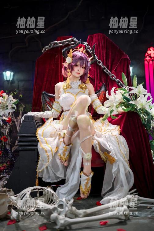 九柒喵 九柒喵一秒变身,兔子洞里藏着哪些关于初音的美图?