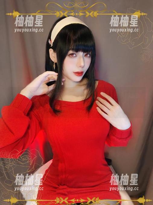 九言 九言红裙,今天的cos比红色信号灯还要明显,别让眼睛“误闯入”啊!