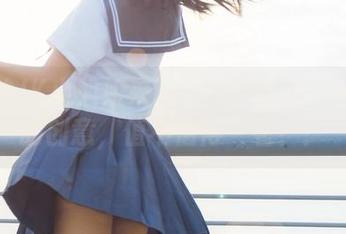 免费的JK小姐姐来啦！套图里有兔玩映画的创意，值不值得一看？！