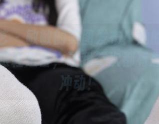 南国足艺 – 敏敏的美图发布！她的黑丝美腿和高跟鞋组合，让我每次都有想减肥的冲动！