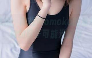 户外随意拍：南桃Momoko的私片资源和她的鞋子可能没配好