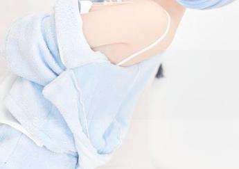 名濑弥七的美腿写真，每一张都在挑战我的审美极限，这腿也太诱人了吧！