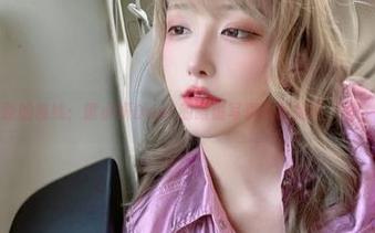朦胧的视线：啾小妍Deer的眼镜写真教我如何‘看’！