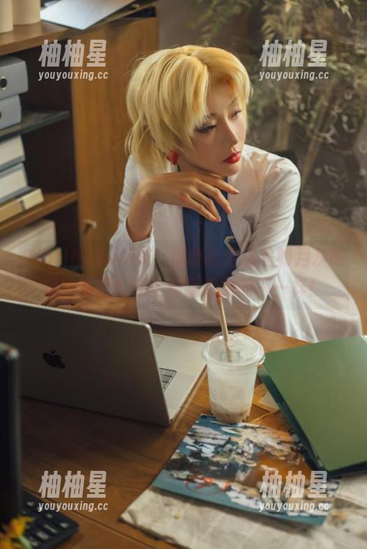 如月灰 PlatinumARK,你敢相信这是如月灰的精选套图?完全和我想象的不一样!