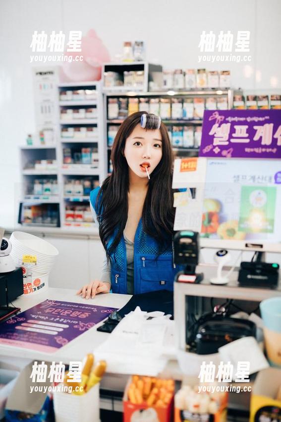 孙乐乐(손예은)的“BLUECAKE”合集，下载吧，反正总比看别人家的猫有趣。