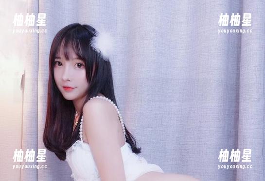 小小奶瓶儿的兔女郎加长版私拍图包，原来是这样哄人的啊。