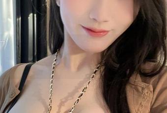 微密圈 – 小玉吃果冻的私房图集，软萌妹子必要的收藏，翻到了就停不下来了，哎。