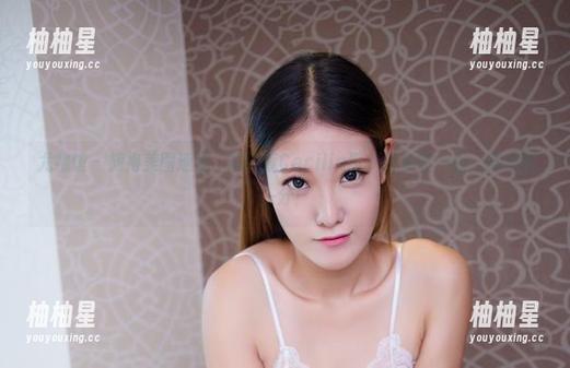 尤物馆 - 旗袍美图速递，陆萱萱Cecilia说：分享多一点，美好增一分！