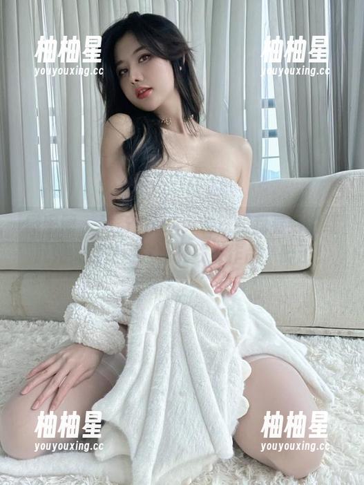 就是阿朱啊 微密圈 - 乘务员超A,地铁里我看到的红肚兜,就是阿朱啊在线发作品,醉了!