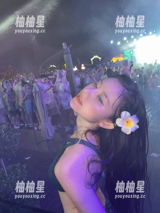 微密圈 - 美足不止于外表，就是阿朱啊的原图每一处都让人遐想！