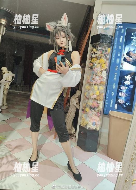 巴鲁巴鲁BaRu 随便翻看巴鲁巴鲁BaRu的佐治亚写真,原图其实充满了小心思
