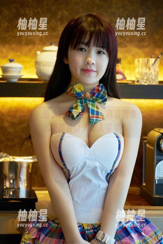 推女郎-曾水 推女郎 - 曾水的浴室趣事,高清图集!这水管真会让人想入非非