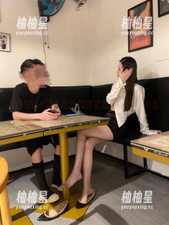 是小逗逗 微密圈 - 是小逗逗的教室图册:教你怎么在课堂上“学会”偷懒!