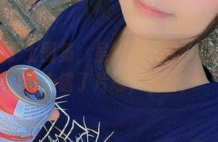 柳丸的护士图集，虽然是全套，但感觉像是走错了片场，哈哈！