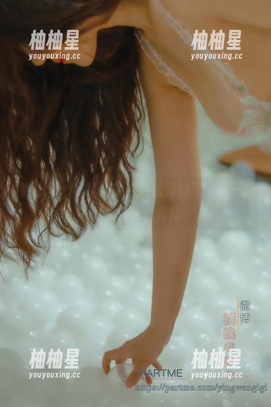 樱晚gigi 樱晚gigi和房间的“亲密接触”,这一系列太让人心痒痒