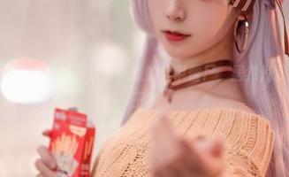 樱落酱w最新作品集：碧蓝航线的华甲僵尸，居然是我的隔壁老王？