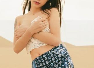 波萝社 – 下载职业装的同时，你也在下载王语纯的职场灵魂——小心失控哦！