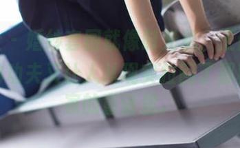 波萝社 – 婚纱套图就像时光机，王语纯一眨眼的功夫又让人从现实拉回了那种别人家的童话里。