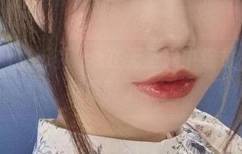 睡衣个性，洛可ss在无圣光中绽放，美图也是醉了呢。