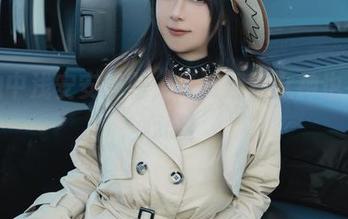 私拍中浅安安的脸，真没想到女神也有小心思！