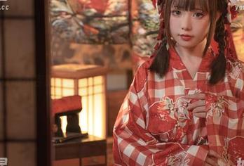 爆机少女喵小吉的小镇生活计划：免费套图供你慢慢“品味”！