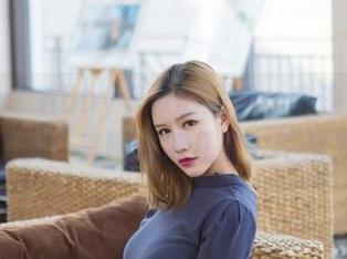 爱蜜社 – Abby李雅的短裙，奇迹似的无圣光之旅，美图难得几见，不信来瞧。