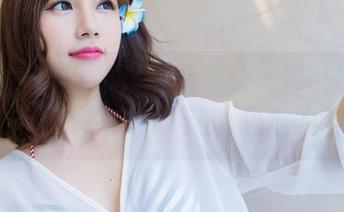 爱蜜社 – 黄乐然套装合集，宛如一场视觉派对，除了衣服、还有想象的空间