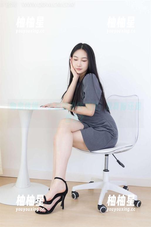 物恋传媒-小茶 物恋传媒 - 小茶的粉色美图,是真粉还是假粉?